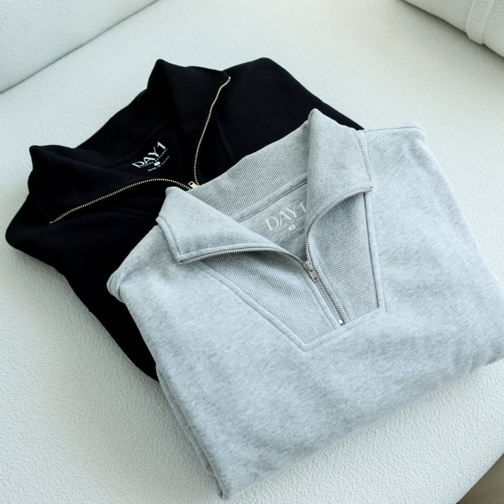 
                      
                        Scrunch sleeve sweatshirt
                      
                    