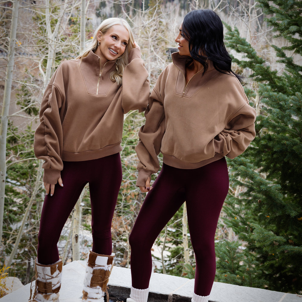 
                  
                    Scrunch Sleeve Sweatshirt 2.0
                  
                