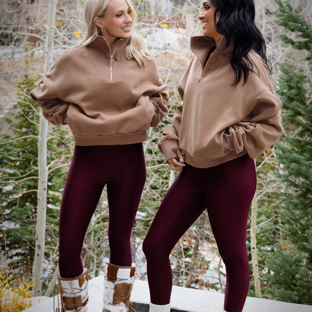 
                  
                    Scrunch Sleeve Sweatshirt 2.0
                  
                