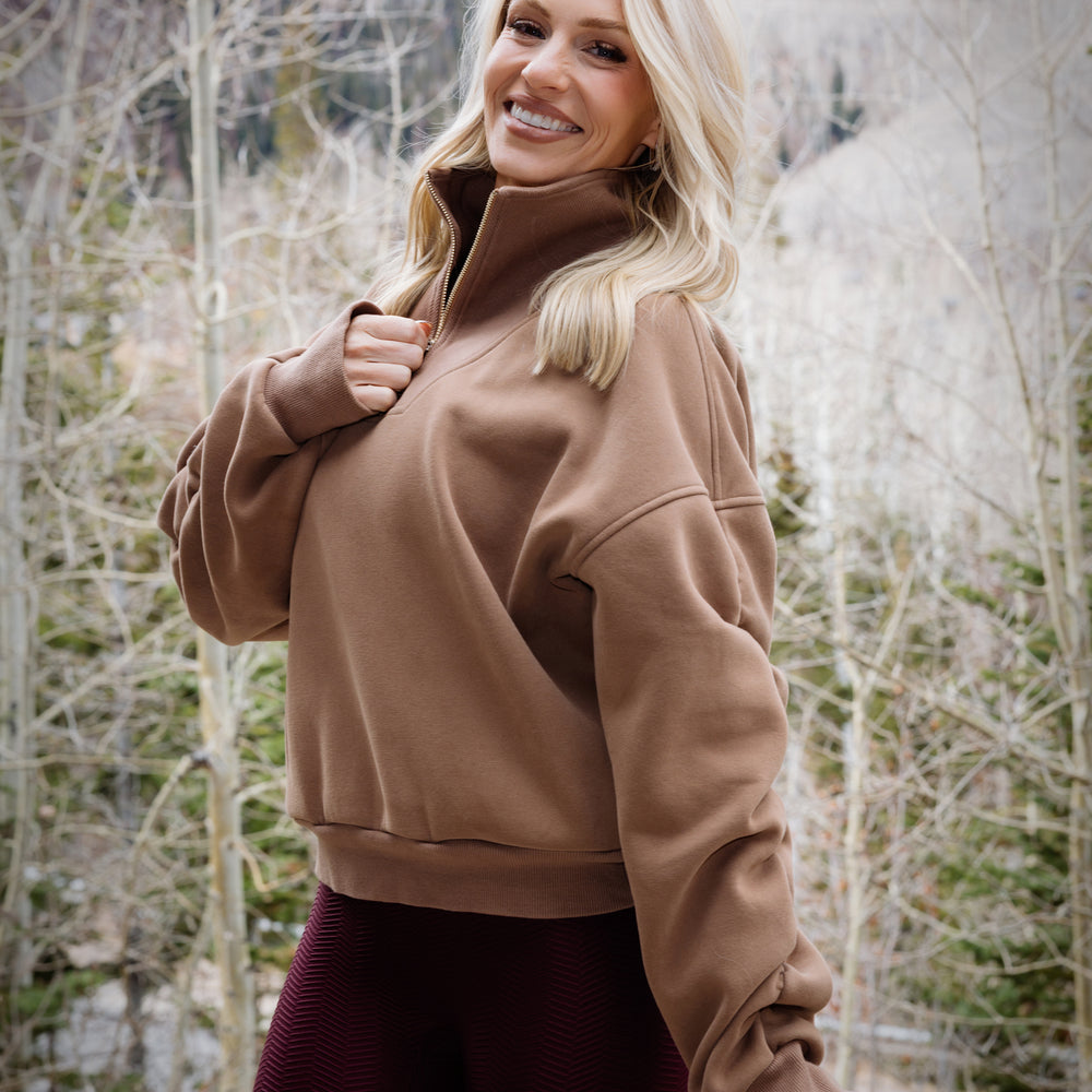 
                  
                    Scrunch Sleeve Sweatshirt 2.0
                  
                